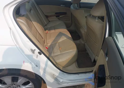 2008 Honda Accord 2.4 Ex-L z USA, uszkodzony, nr VIN 1HGCP26808A067058